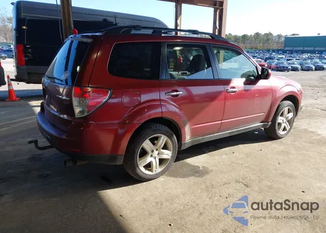 2010 Subaru Forester 2.5X Premium z USA, uszkodzony, nr VIN JF2SH6CC2AH720057